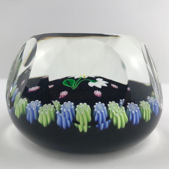 Perthshire 1995D Daisies Lampwork Flower Millefiori Garland Faceted Paperweight - Picture 4 of 16